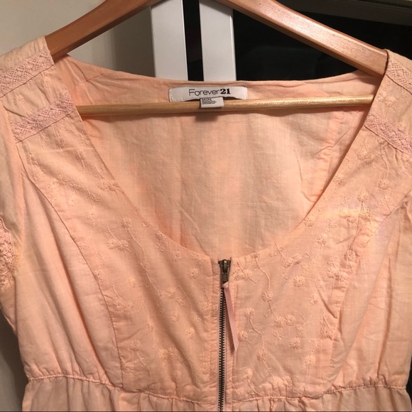 Forever 21 Blush Pink Top - Picture 2 of 4